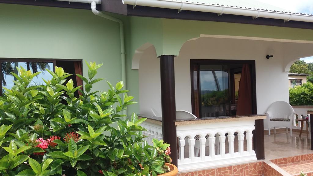 Maison Belle Baie Baie Sainte Anne Εξωτερικό φωτογραφία